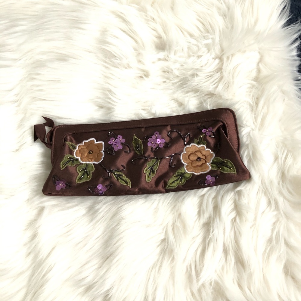 Brown floral wristlet/clutch